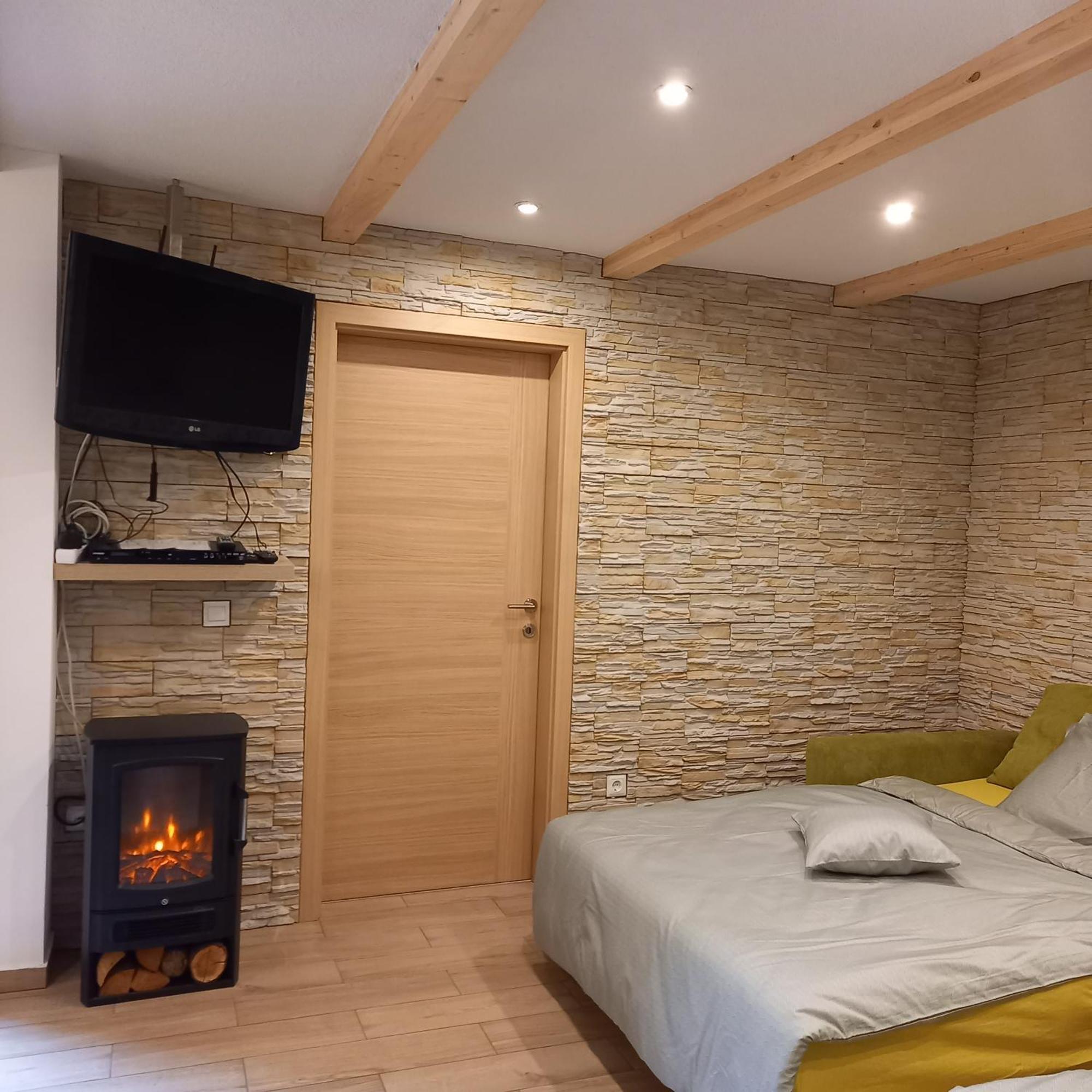 Hisa Lunna - Apartments In A Forest Paradise Vitanje Zewnętrze zdjęcie